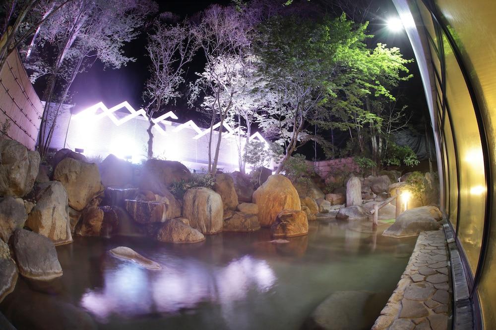 Royal Hotel Yatsugatake -From Apr2024 Grand Mercure Yatsugatake Resort & Spa Хокуто Екстер'єр фото