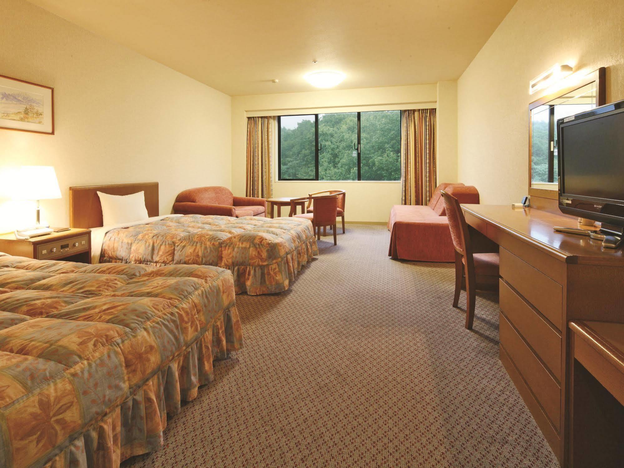 Royal Hotel Yatsugatake -From Apr2024 Grand Mercure Yatsugatake Resort & Spa Хокуто Екстер'єр фото