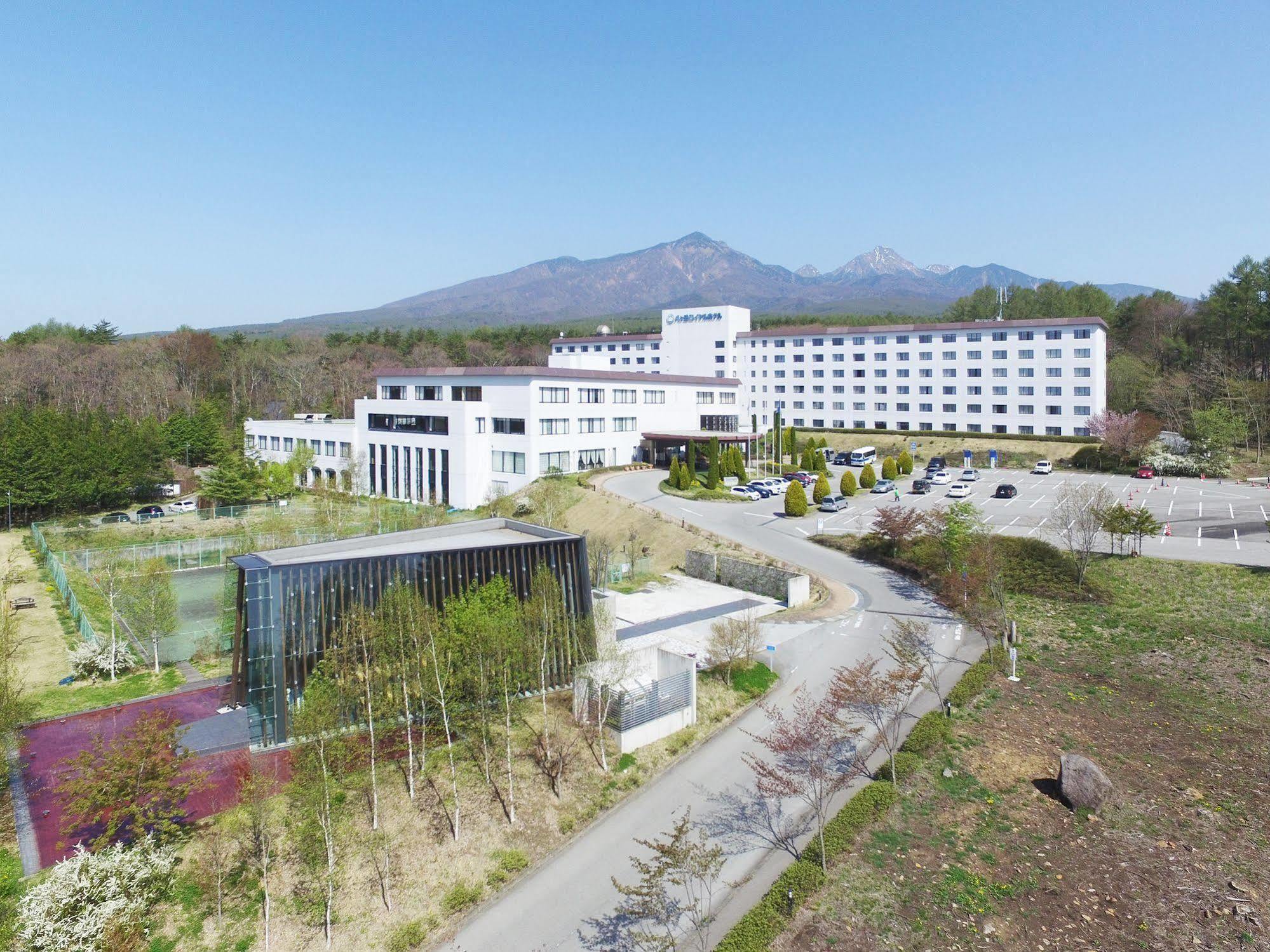 Royal Hotel Yatsugatake -From Apr2024 Grand Mercure Yatsugatake Resort & Spa Хокуто Екстер'єр фото